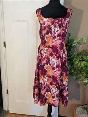 Axcess Floral Midi Dress in Burgundy and Rust. Size XL.